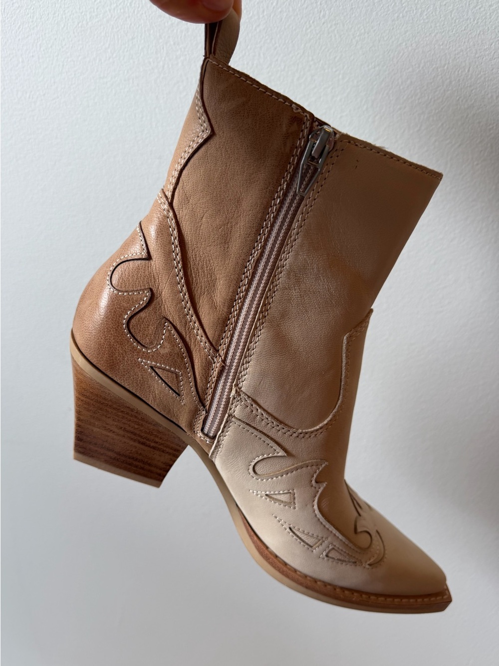 Dolce Vita Ramson Western Ankle Boots - Picture 6 of 10